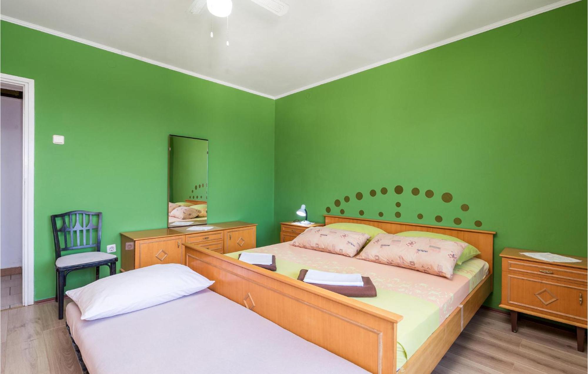 Stunning apartment in Senj with 3 Bedrooms&WiFi Buitenkant foto