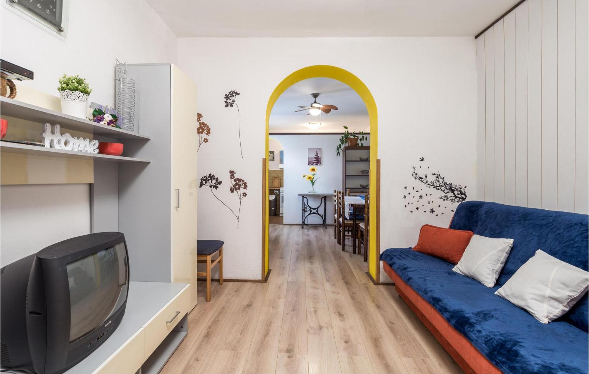 Stunning apartment in Senj with 3 Bedrooms&WiFi Buitenkant foto